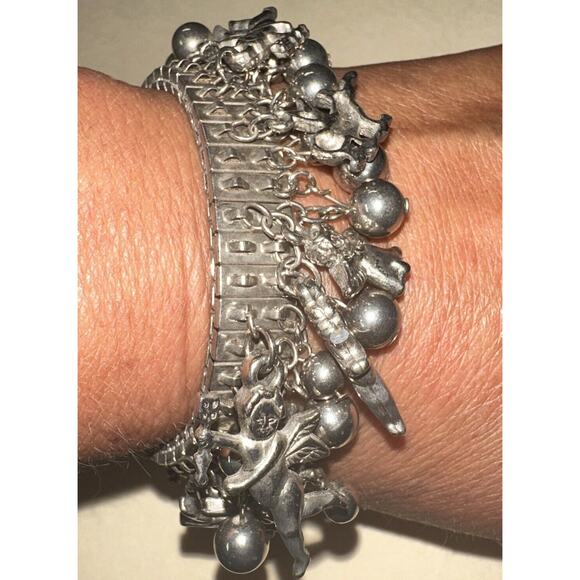 Vtg Tribal Silver Expandable Bracelet W/ Dangle Charms Angels Cherubs Balls - Picture 4 of 6